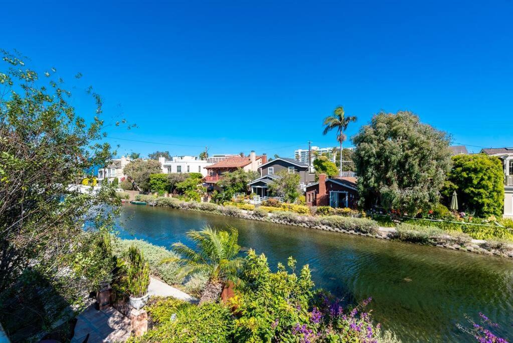House On The Canal In Venice Los Ángeles Exterior foto